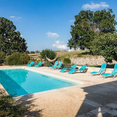 Trullo Porta Blu מרטינה פרנקה